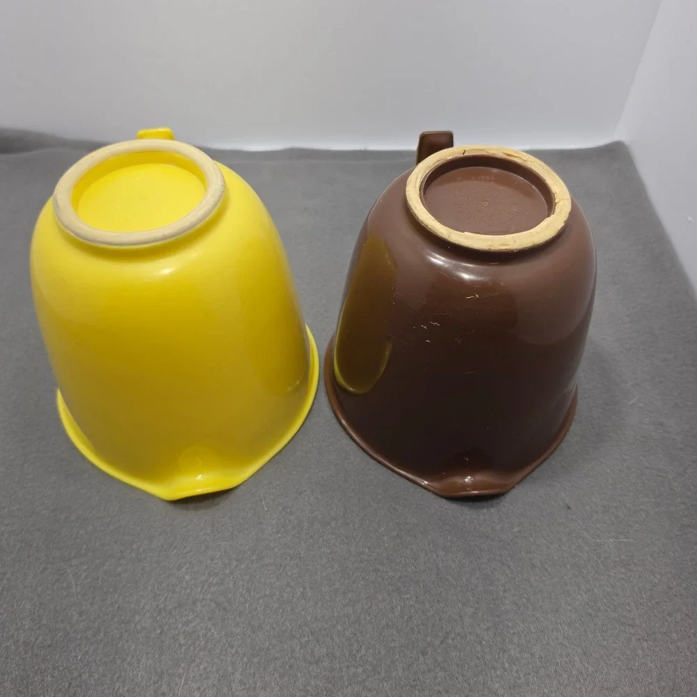 Vintage Tupperware 1.4L Measuring Mixing Pitcher Set Yellow Brown Retro 6 Cup  G